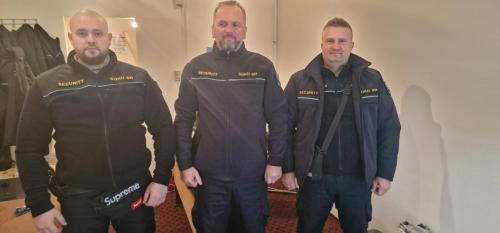 IMG-5ba5f5b0d6e9d98ea1b8edf34d457de8-V (1)